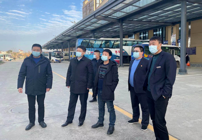 易宗发督导鄱阳CQ9电子_官网客运总站春运安全和疫情防控工作