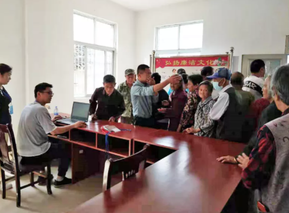 景德镇CQ9电子_官网 乐平公交把服务送到家门口